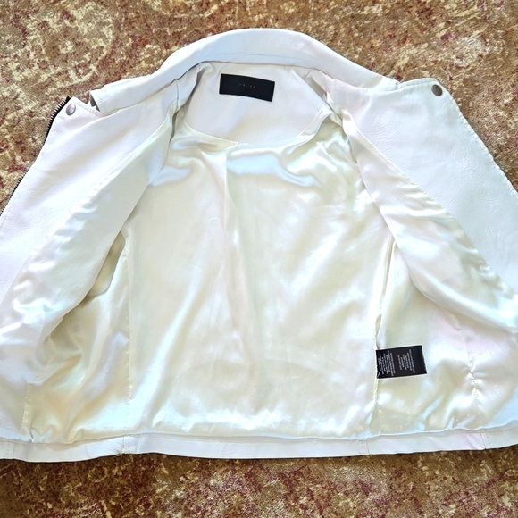BLANKNYC Faux Leathet Moto Jacket - Picture 10 of 13